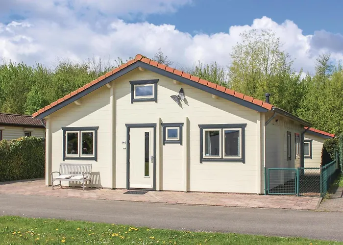 Two-Bedroom Holiday Home in Sint-Annaland