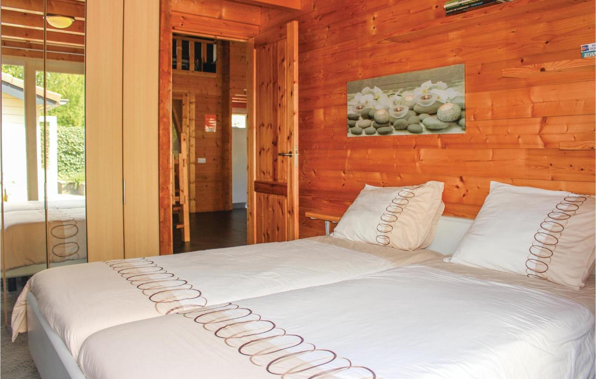 Beautiful In Sint-annaland With Kitchen Vakantiehuis