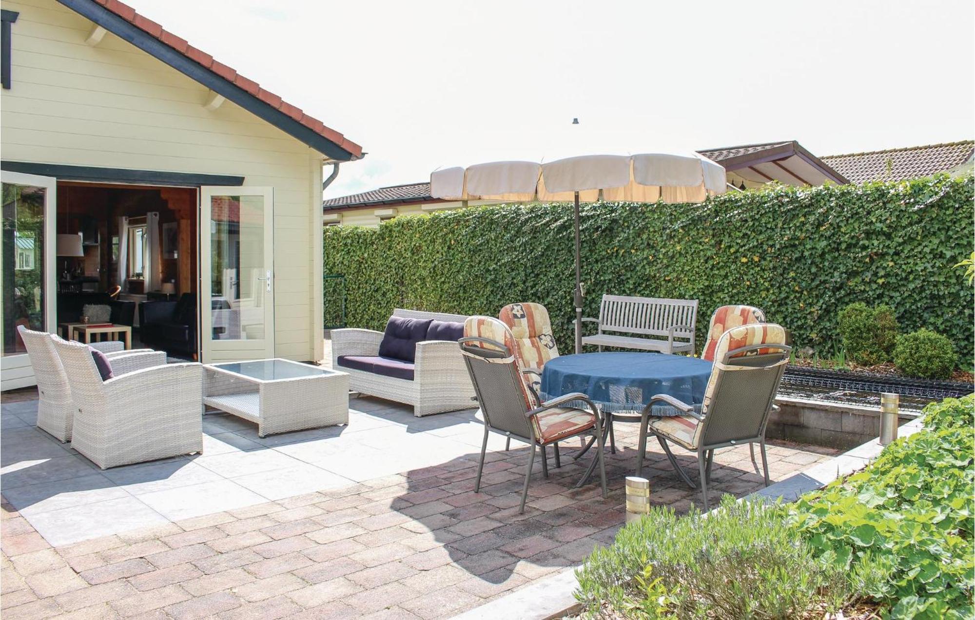 Beautiful In Sint-annaland With Kitchen Vakantiehuis